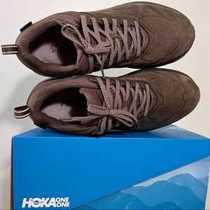 HOKA Challenger Low GORE-TEX Gray 9 Wide